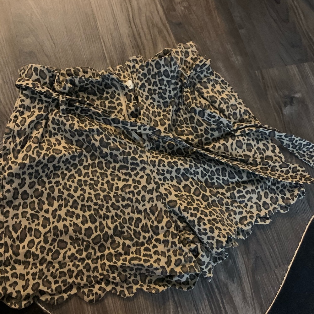 Leopard Paperbag Shorts